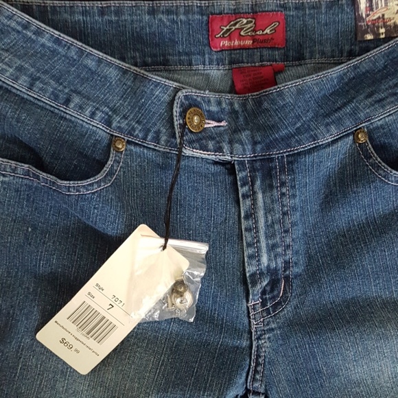 Flare capris - Picture 3 of 4